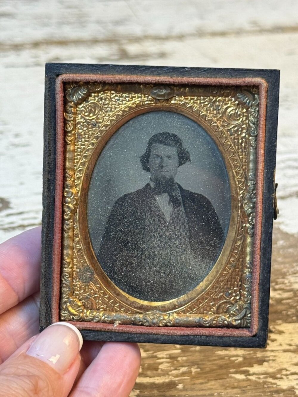 Antique 1850s Daguerreotype Gentleman Portrait Cased Victorian Photograph